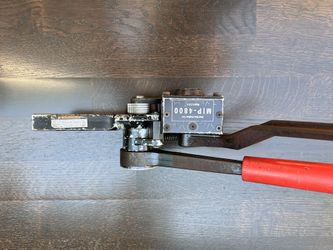 Steel Strap Sealless Tool MIP-4800 Pallets