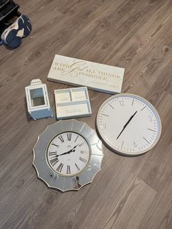White & Gold Home Decor✨