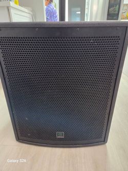 Woofer amplifier w 4 speaker