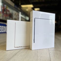 MacBook Air M2 Chip (Latest Model)