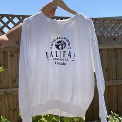 Vintage white sweater.    Bin B