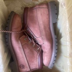 Women's Tims 