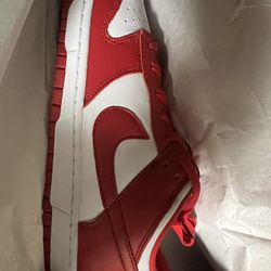 Nike Dunk Low St. John 