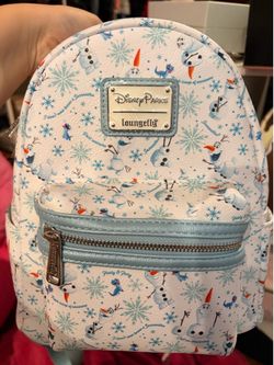 Olaf loungefly bag