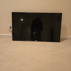 46 Inch tCL TV