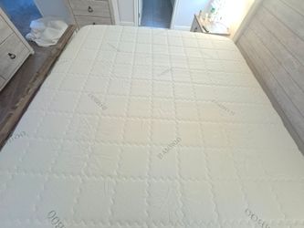 King size Mattress and box springs