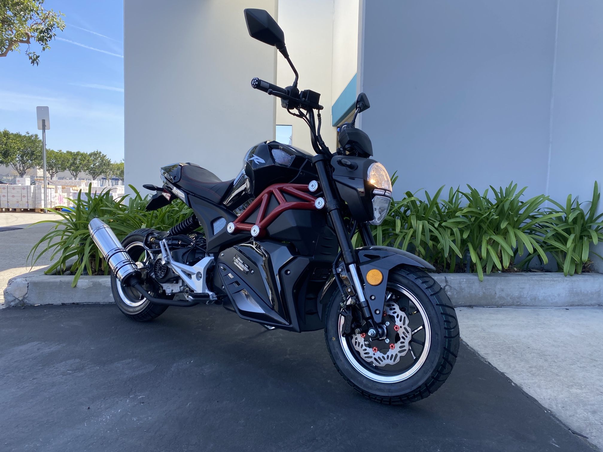 49cc Venom SRT X21 Ducati Monster Clone 50cc | Automatic Moped