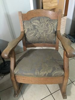 Antique roller chair