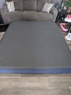 RV King Size Mattress 70x80 w/ mattress cover and sheets