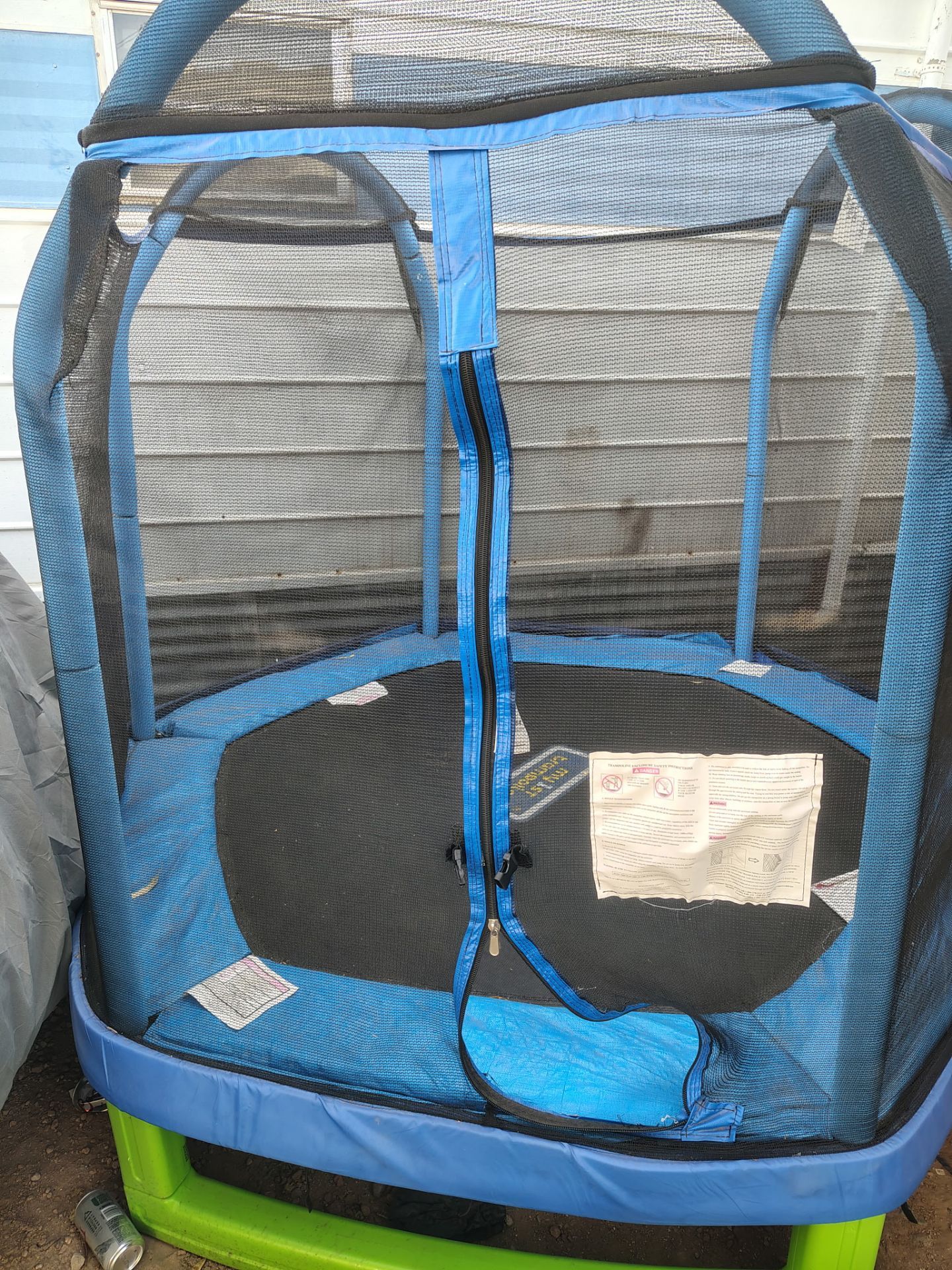 Trampoline