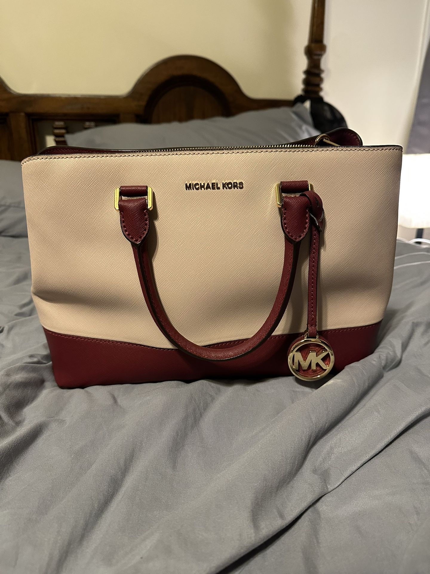 Tan & Burgundy Michael Kors Handbag β Elegant & Stylish πβ¨