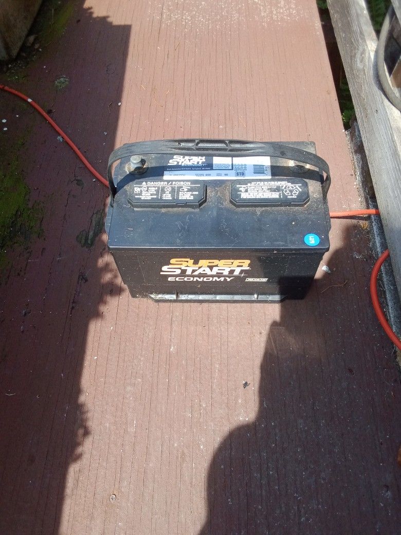 Top Post Battery Have No Use For It , Been Sitting In My Shed For A Year Or So Still has full Charge Good One