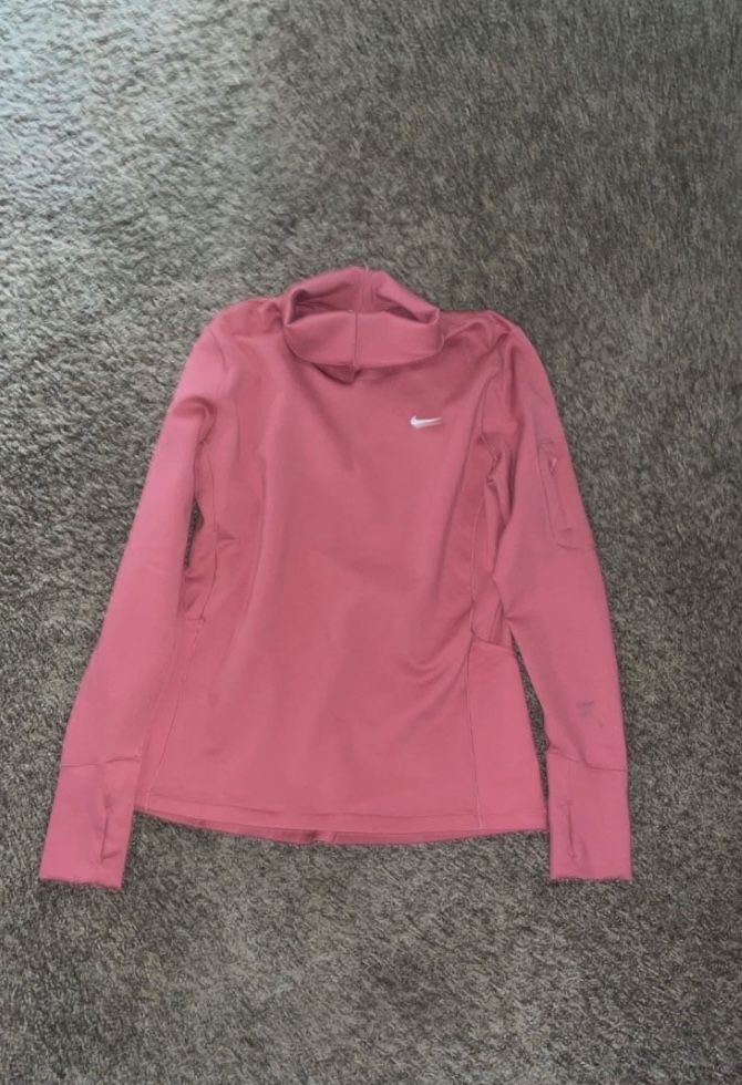 Women’s Nike Shirt