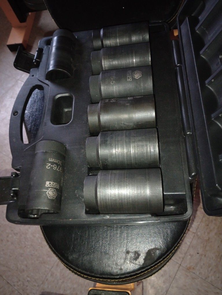 Matco 12 Metric Axle Socket 