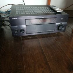 Yamaha RX-V1800 AV Receiver
