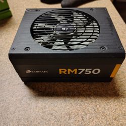 
RM Series RM750 Power Supply