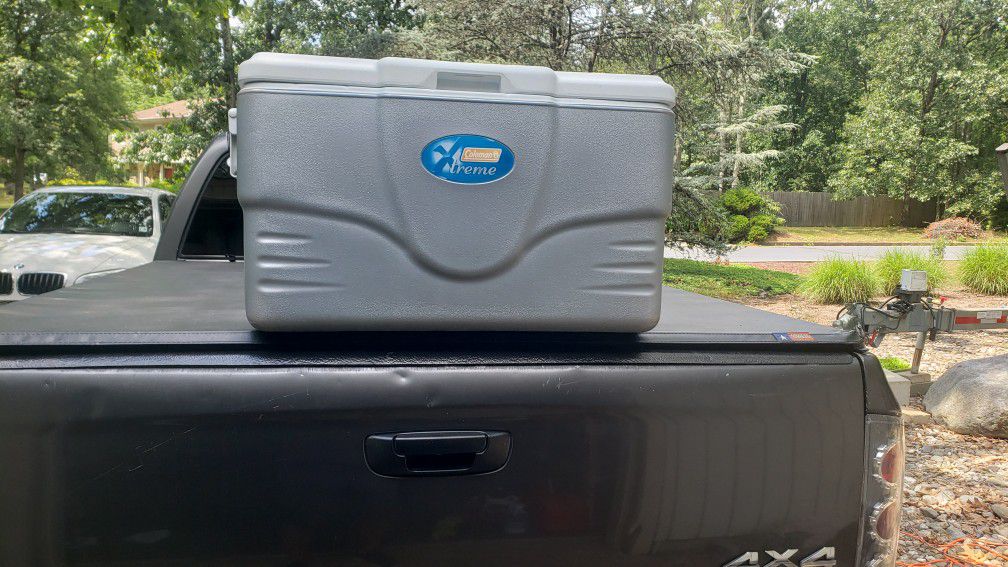 Coleman extreme cooler
