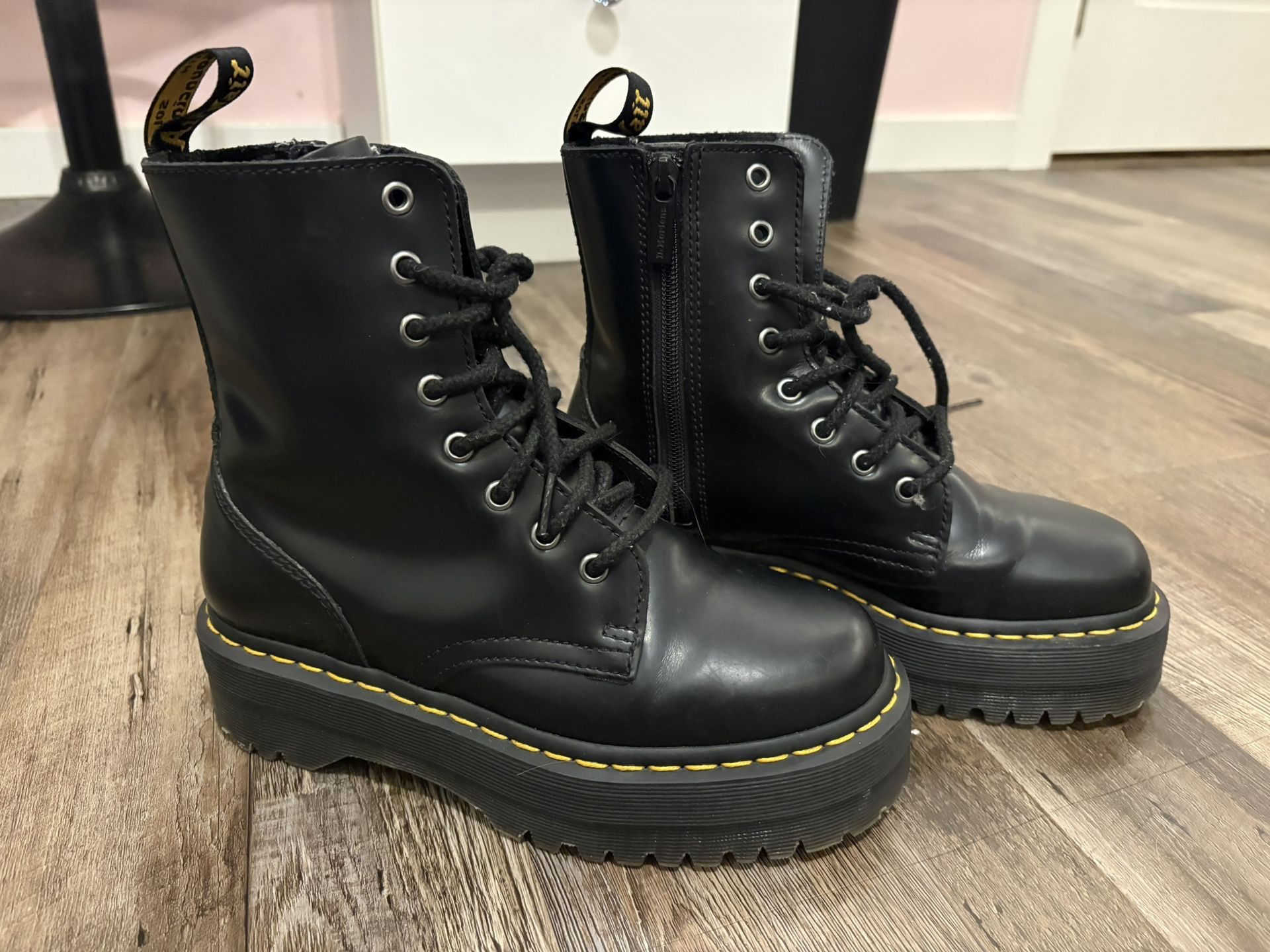 doc martins platform boots