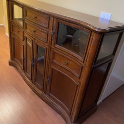 Hutch Cabinet / Buffet (Hand Crafted) Inc. Free Coffee Table