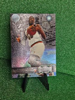 Shawn Kemp 97/98 Metal Universe Basketball Card