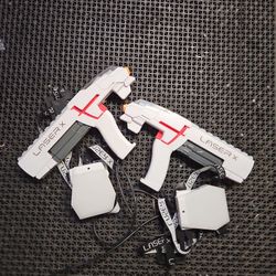 Lazer Tag Set Indoor/Outdoor LAZER TAG GUNS EUC