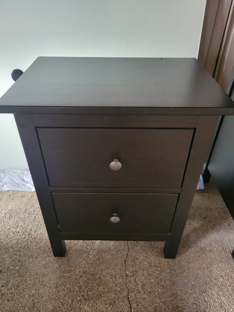 Ikea Hemnes Nightstand