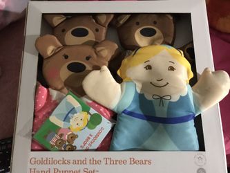 Goldilocks and the three bears puppets