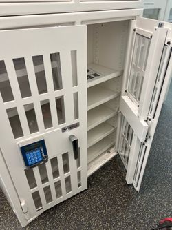 Pharmacy safe 2 door