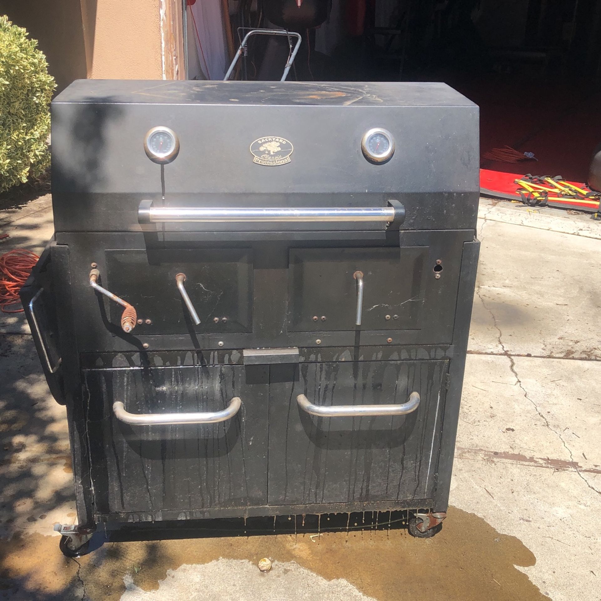 Backyard Classic BBQ smoker