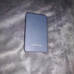MYCHARGE PORTABLE CHARGER BANK