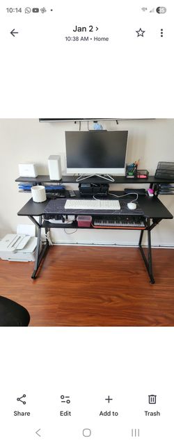 Gaming/computer table