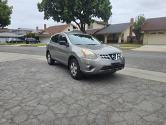 2011 NISSAN ROGUE