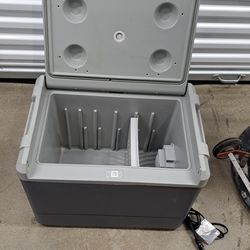 Coleman 12 volt DC cooler.
