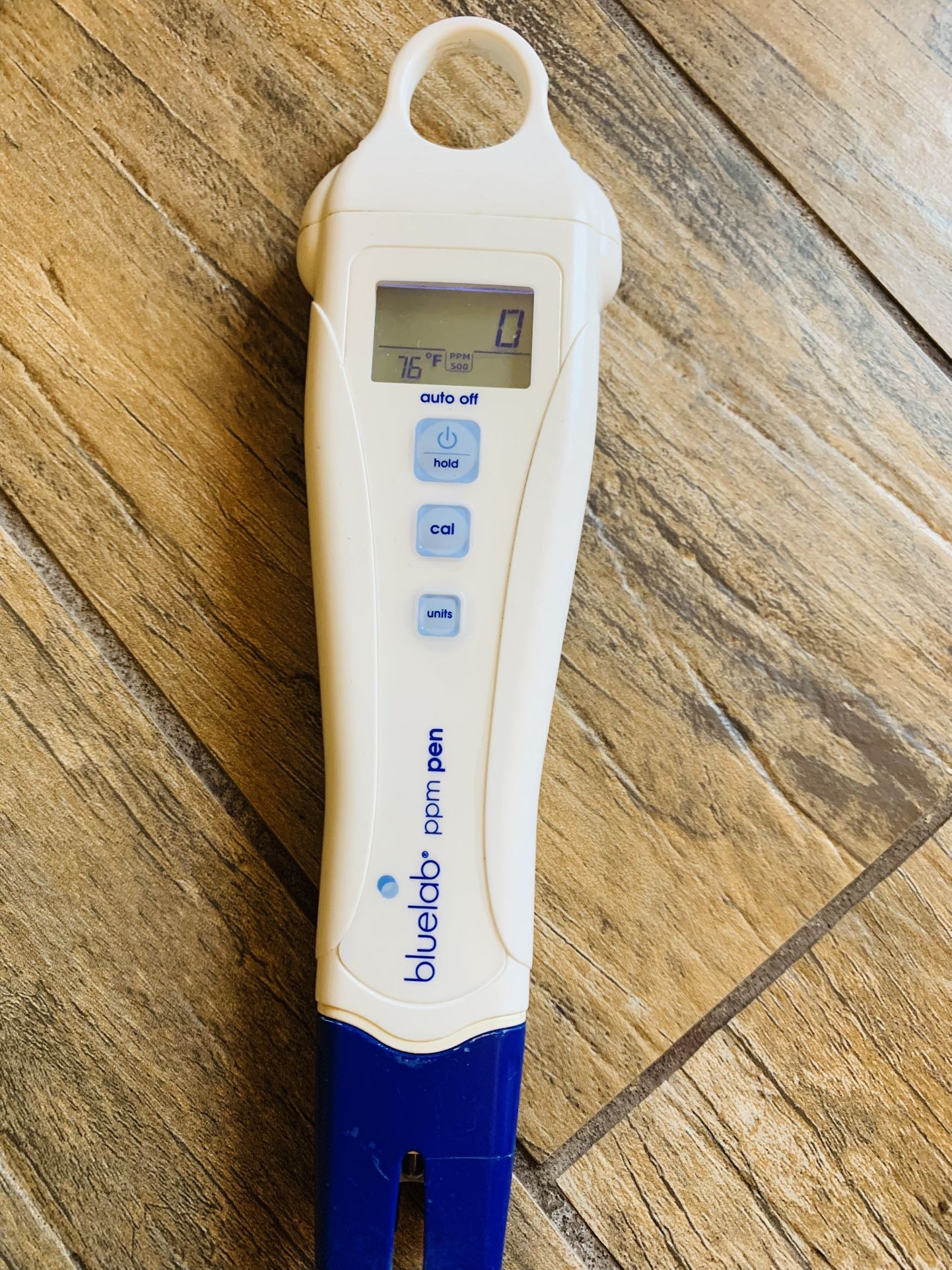 Bluelab Digital Conductivity Pen for Checking EC & Ppm & TDS Levels In Liquids