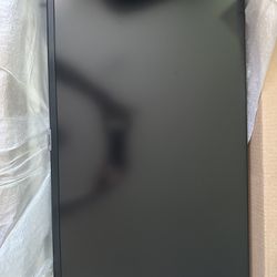 Samsung 32” monitor - S70A