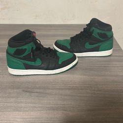 Jordan 1 “Pine green Black”