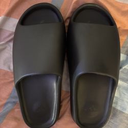 Adidas Black Yeezy Slides (Size 12)