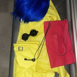 Caroline Costume 
