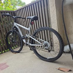 Mongoose Major Bike