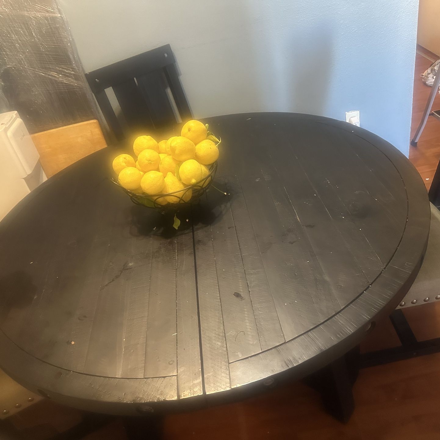 Kitchen table in good condition 