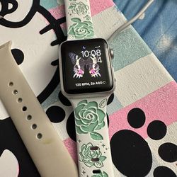 Apple Watch Series 1 W charger And Two Bands Obo