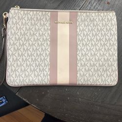 MK Purse