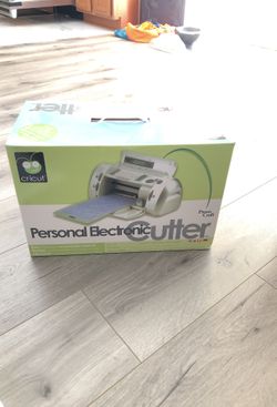 Personal electronic cutter