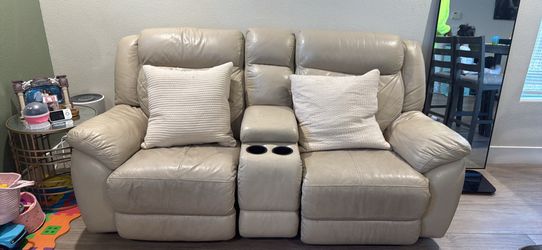 Recliner couch