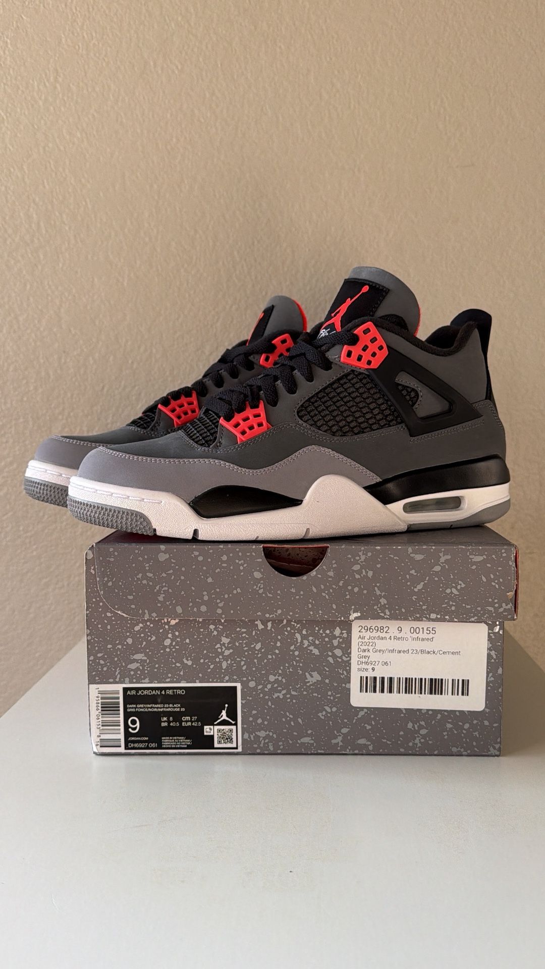 DS Nike Air Jordan 4s Infrared