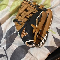 Baseball glove