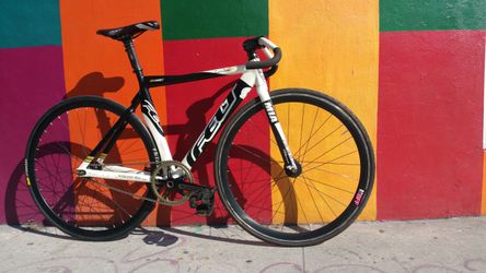 Felt fixed gear 2025 bike