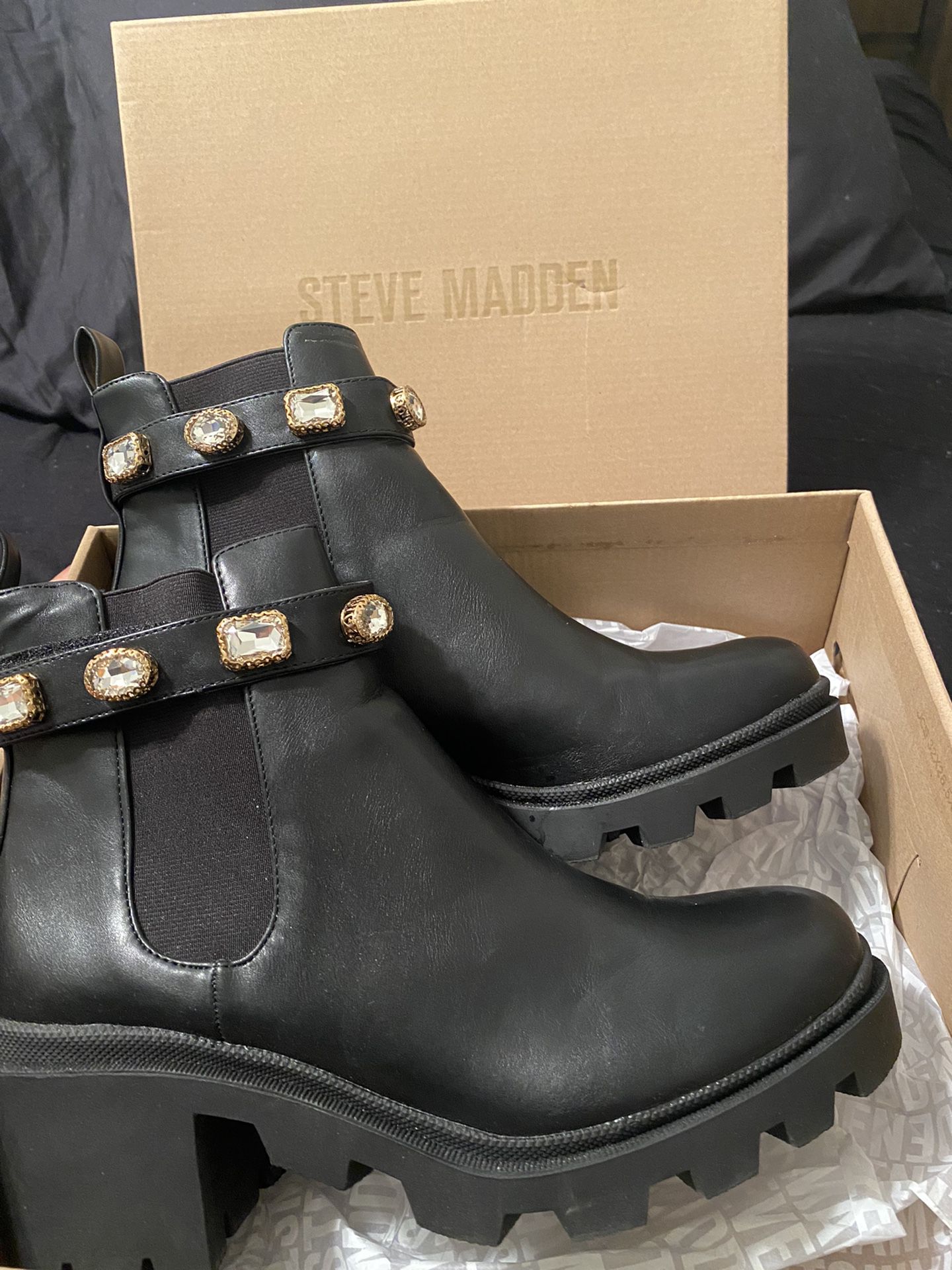 Steve Madden Amulet Black Boots