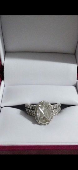 Cut Real diamonds & 14k white gold vintage halo styled ring size