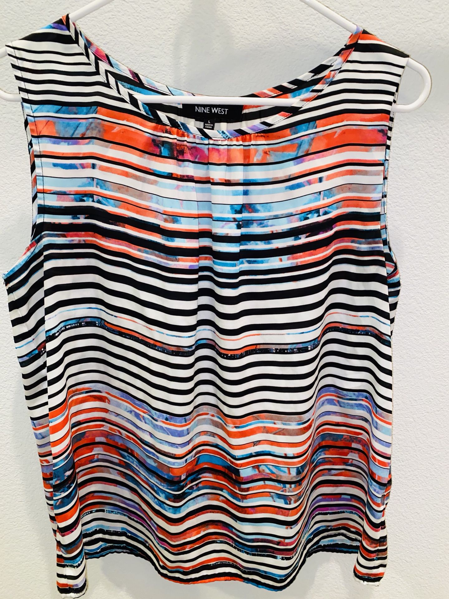 Nine West shell top - size L